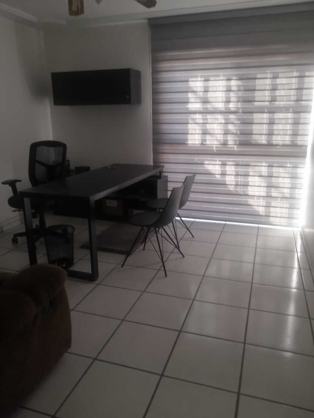 4 de 23