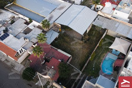Se Renta Bodega en Col. Juan de la Barrera