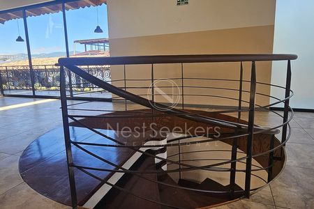LOCAL COMERCIAL EN RENTA.