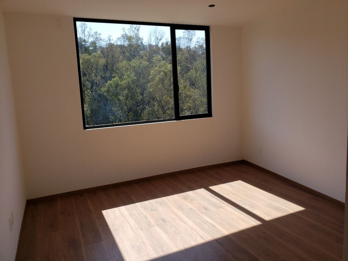 14 de 26: RECAMARA SECUNDARIA