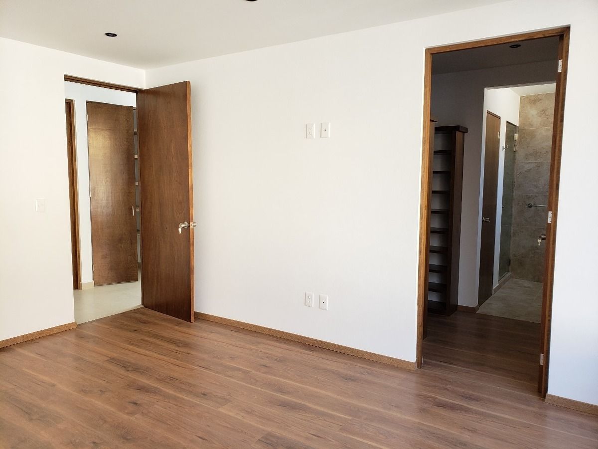 13 de 26: RECAMARA PRINCIPAL