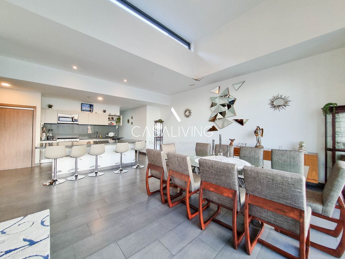 1 of 24: Comedor y cocina