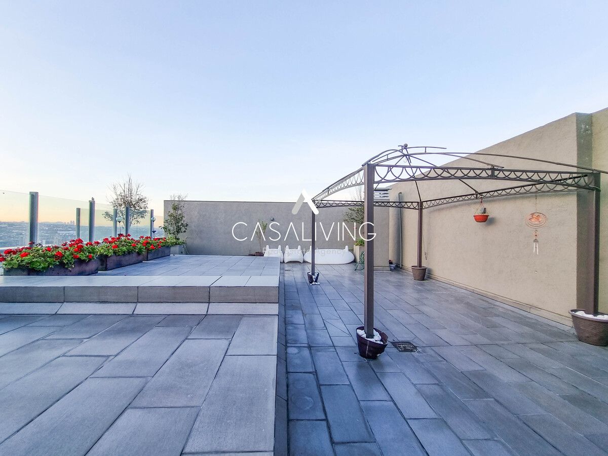 24 of 24: Roof garden