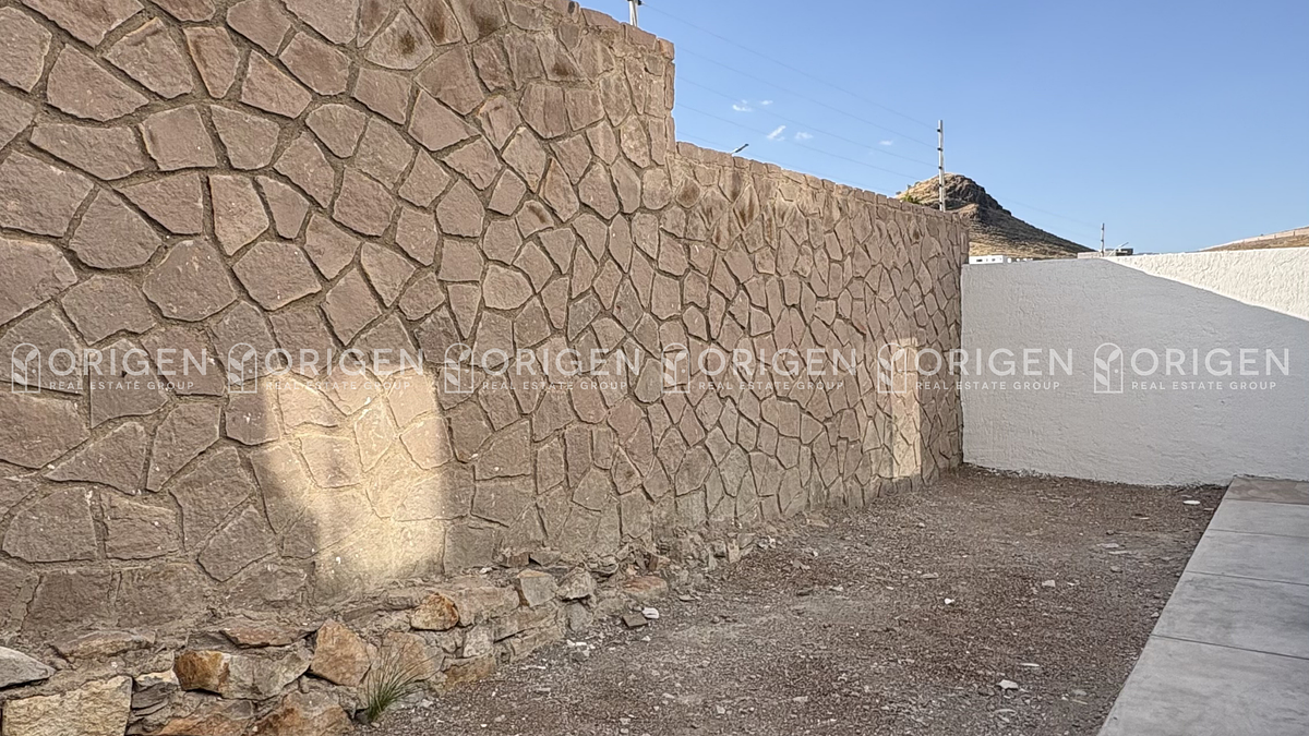 House in Bosques del Valle, Chihuahua, photo 22 of 24