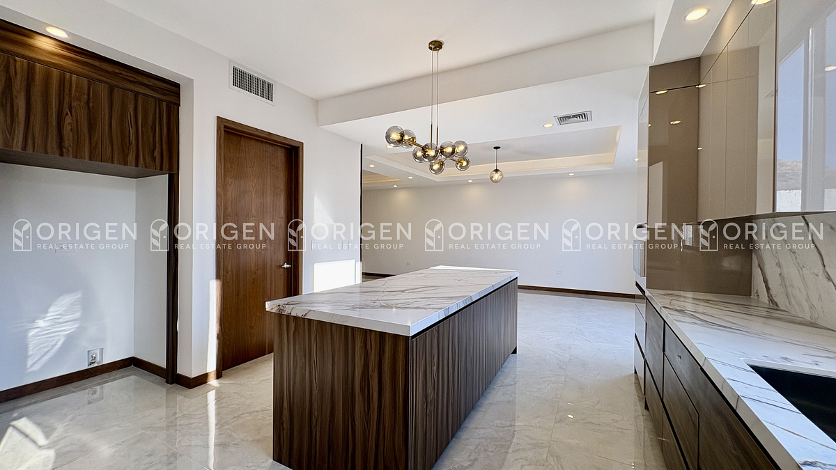 House in Bosques del Valle, Chihuahua, photo 5 of 24