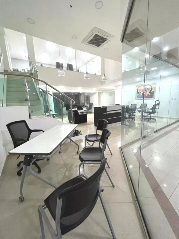 Commercial space in Malecón