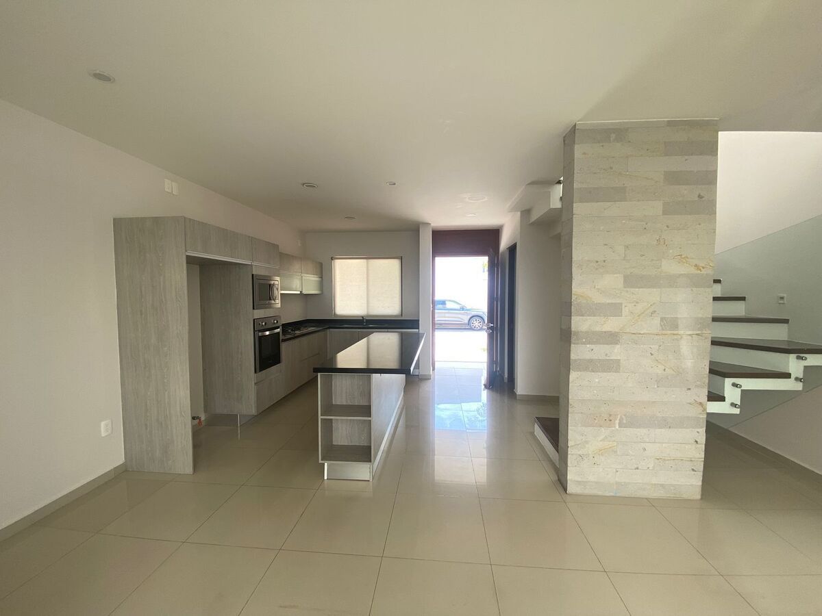 House in Aurea Residencial, Tlaquepaque, photo 3 of 23