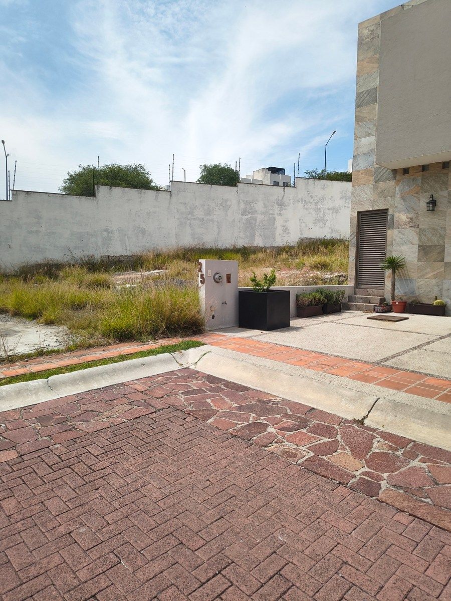 Lote em Pedregal de Schoenstatt, Corregidora, foto 7 de 9