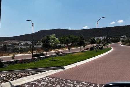 VENDA DE TERRENO DE CANTO NA CIDADE MADERAS QUERETARO. 5