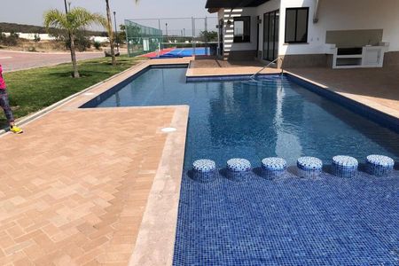 VENDA DE TERRENO DE CANTO NA CIDADE MADERAS QUERETARO. 5