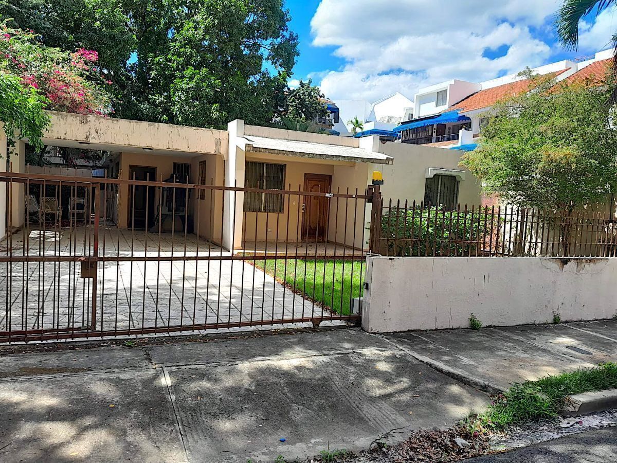 Casas en Venta Ensanche Naco, Santo Domingo