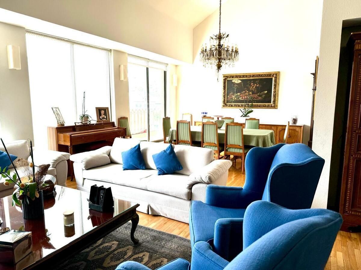 Departamento en Venta en Hacienda de las Palmas con 4 Recámaras, 306 Metros Cuadrados y 4 Baños Departamento en Venta en Hacienda de las Palmas con 4 Recámaras, 306 Metros Cuadrados y 4 Baños