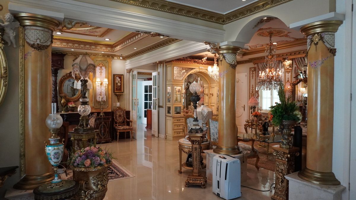 13 de 40: Pasillo sala comedor