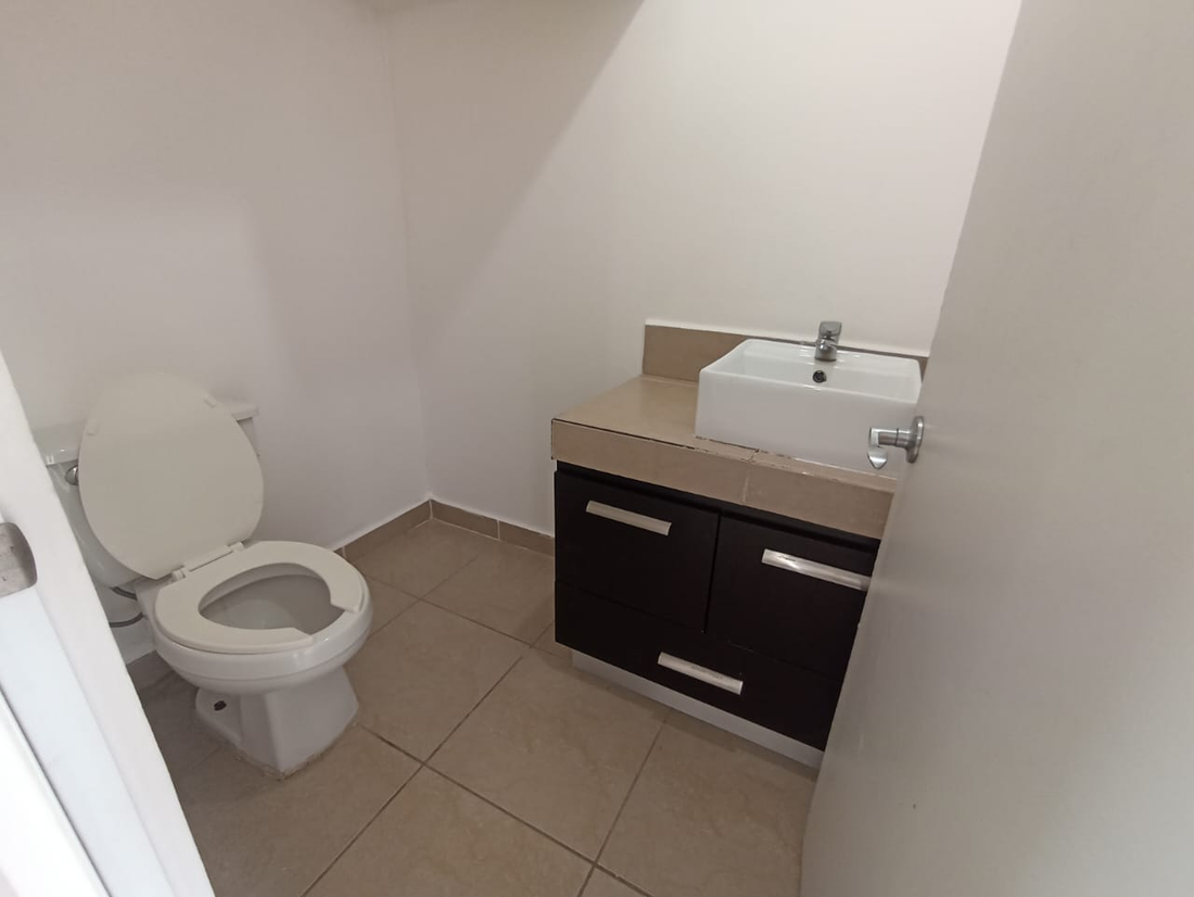 5 de 11: Medio baño