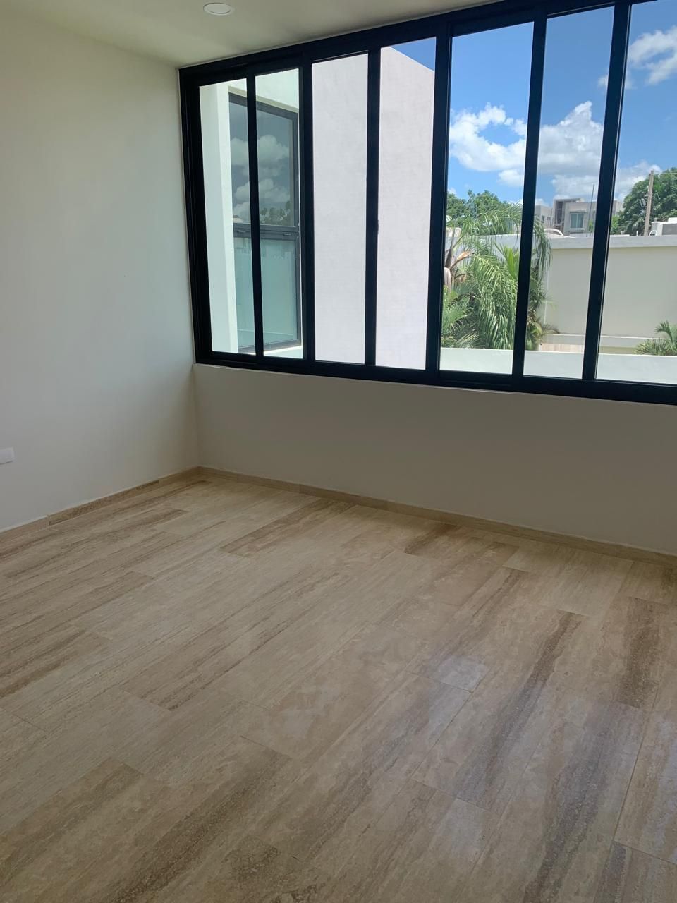 House for Sale with Immediate Delivery in Privada Moravia. Temozón Norte, Mérida - foto 4
