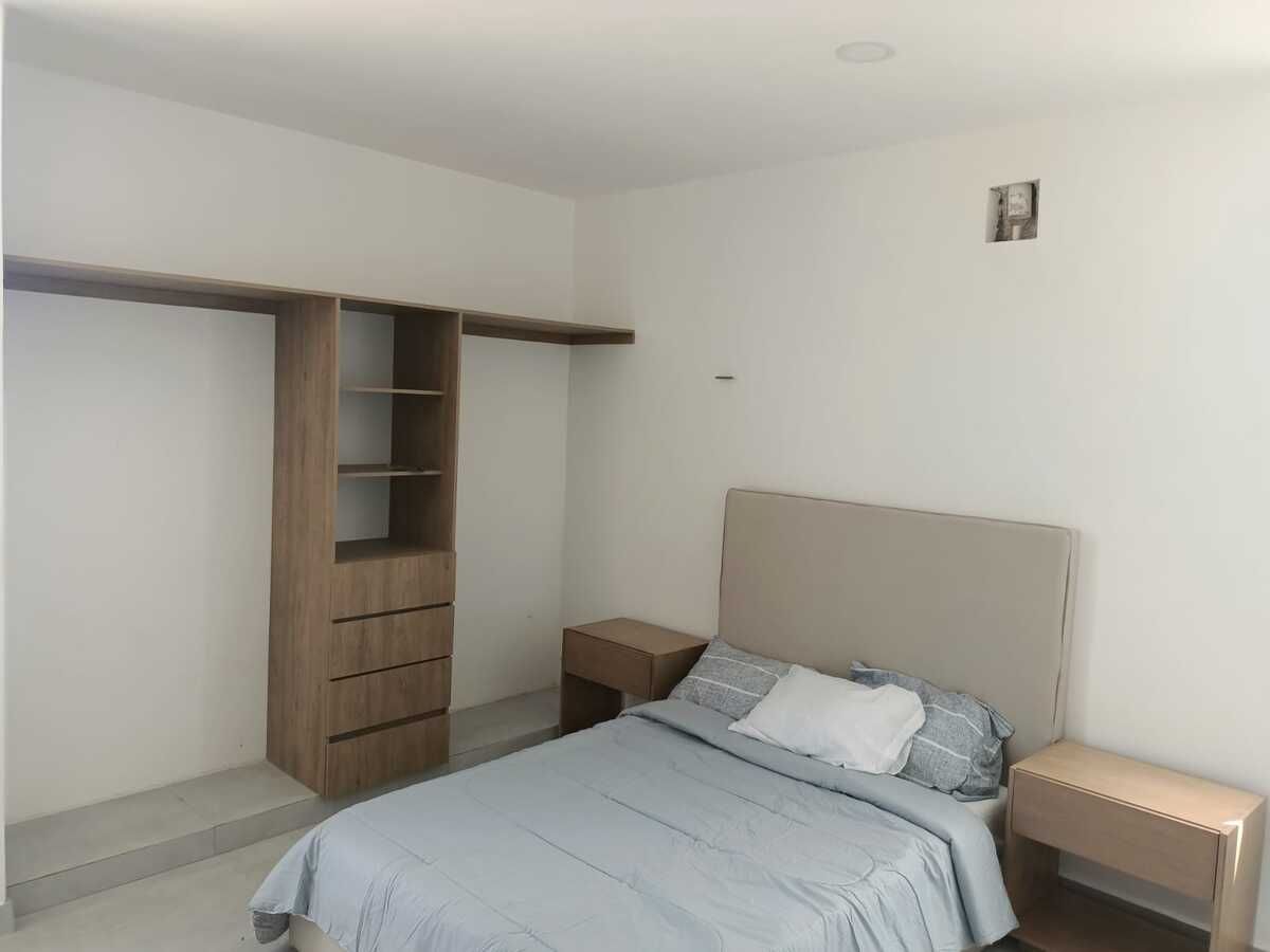 20 de 45: Casa muestra, imagen ilustrativa, No incluye muebles