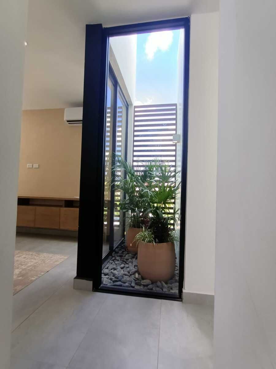 33 de 45: Casa muestra, imagen ilustrativa, No incluye muebles