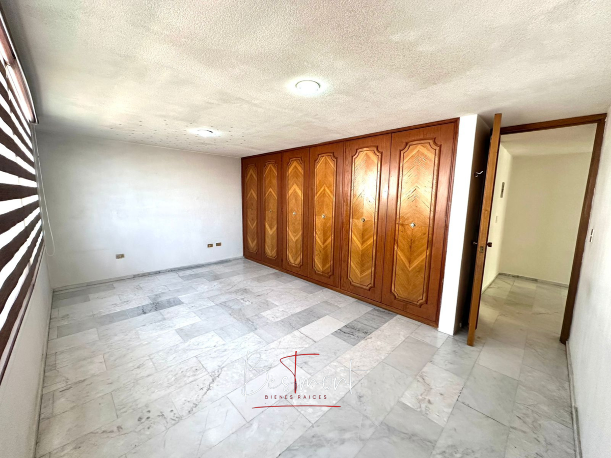 21 de 26: Recámara secundaria 2