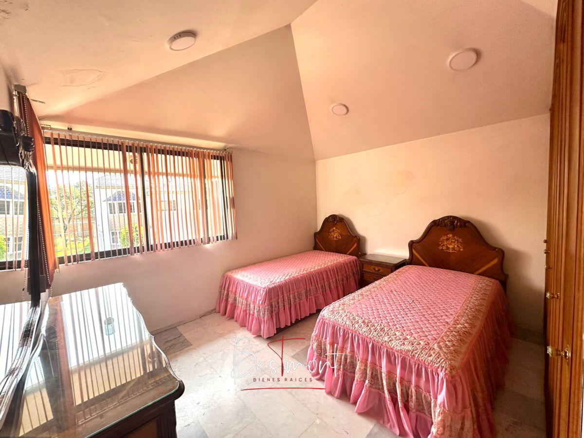 20 de 26: Recámara secundaria 1