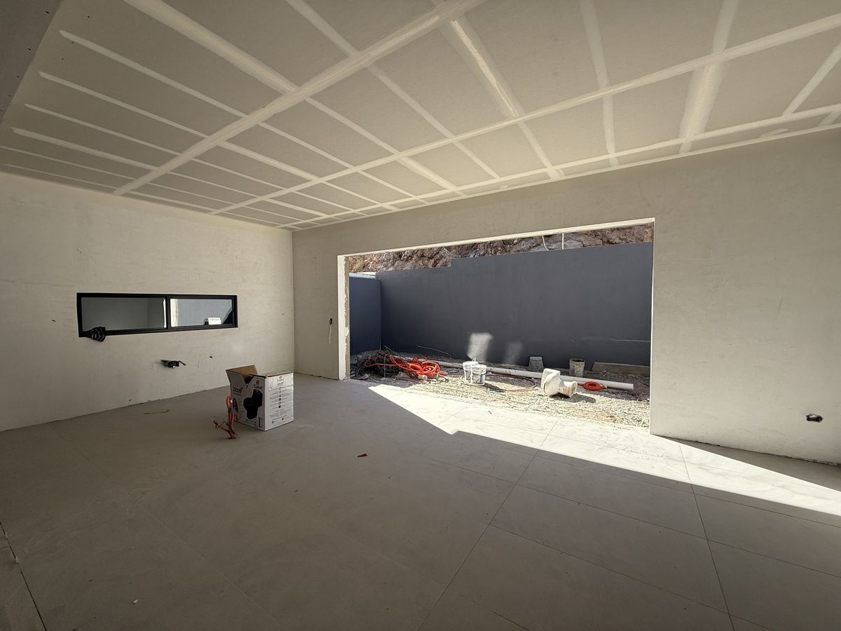 7 of 12: Área de sala- comedor- cocina