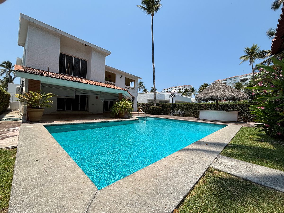 Casa en Club Santiago, Manzanillo, foto 2 de 17