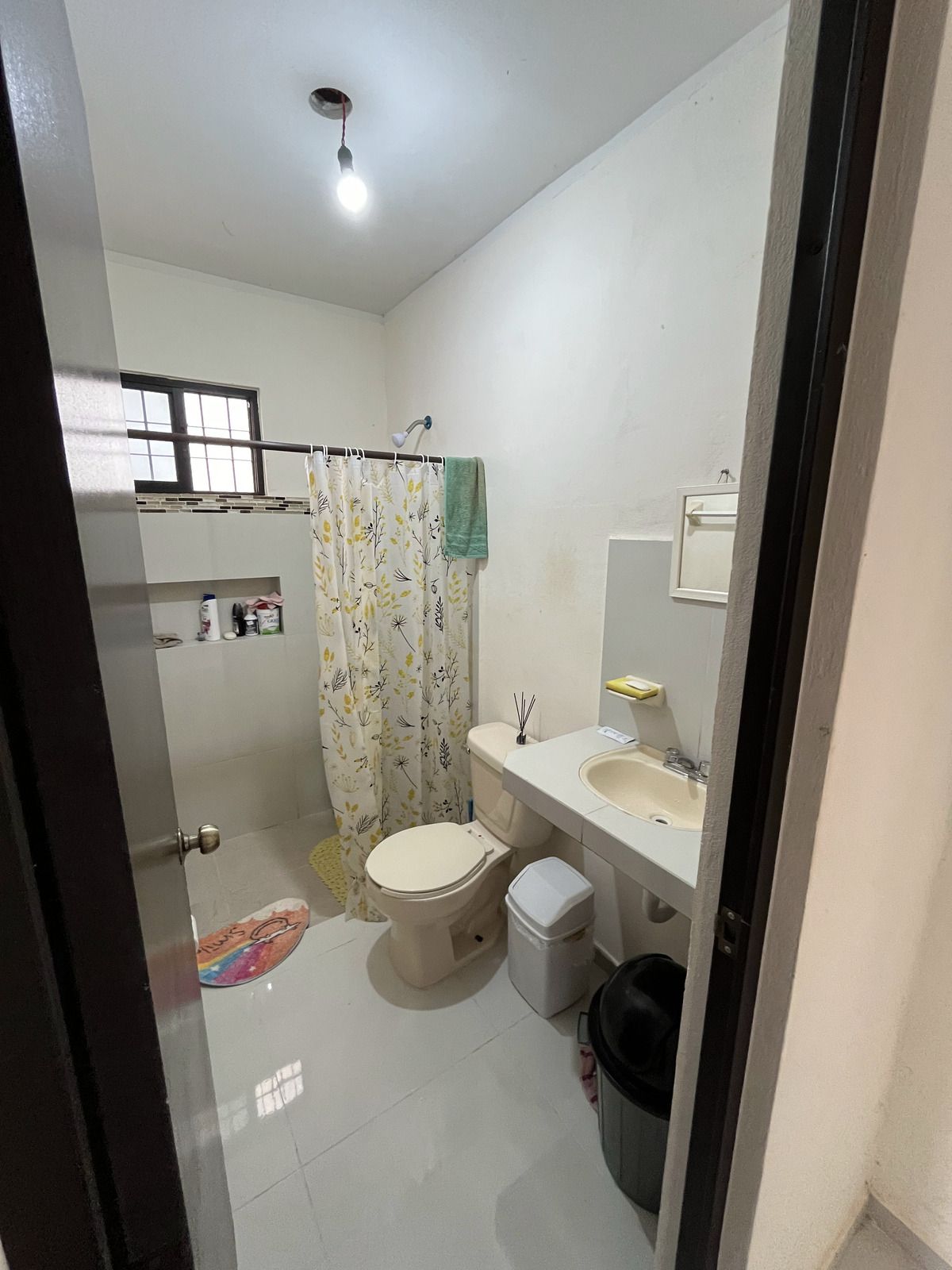 7 de 28: BAÑO DE PLANTA BAJA