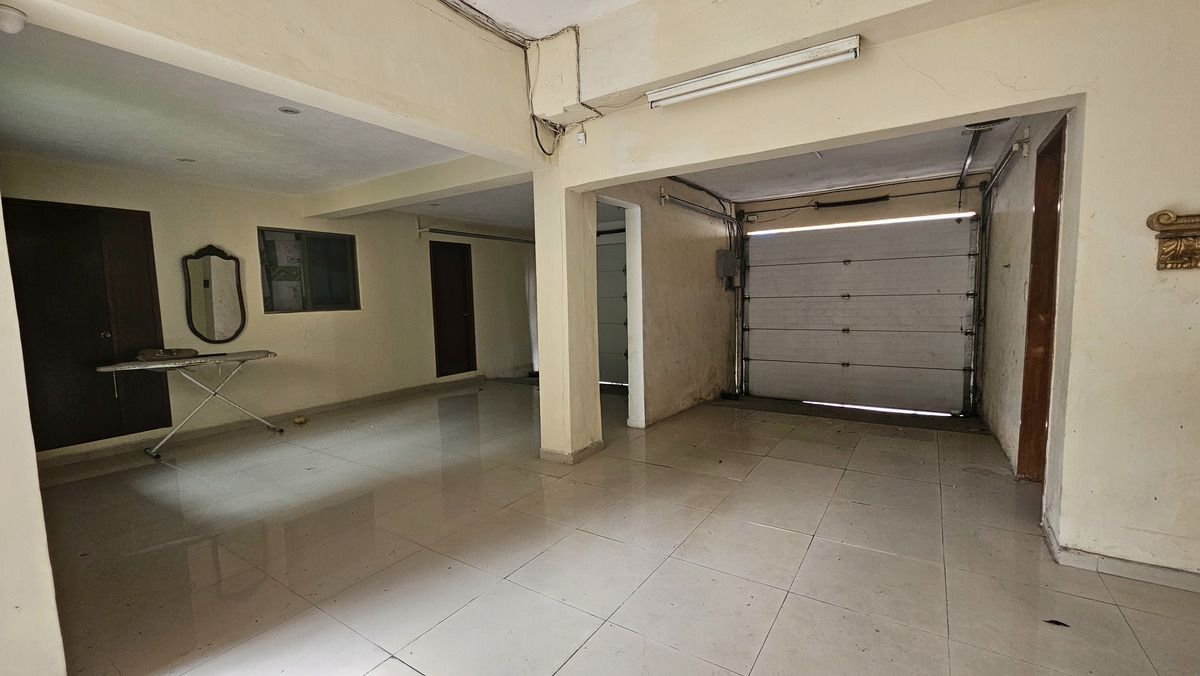 16 de 17: Estacionamiento