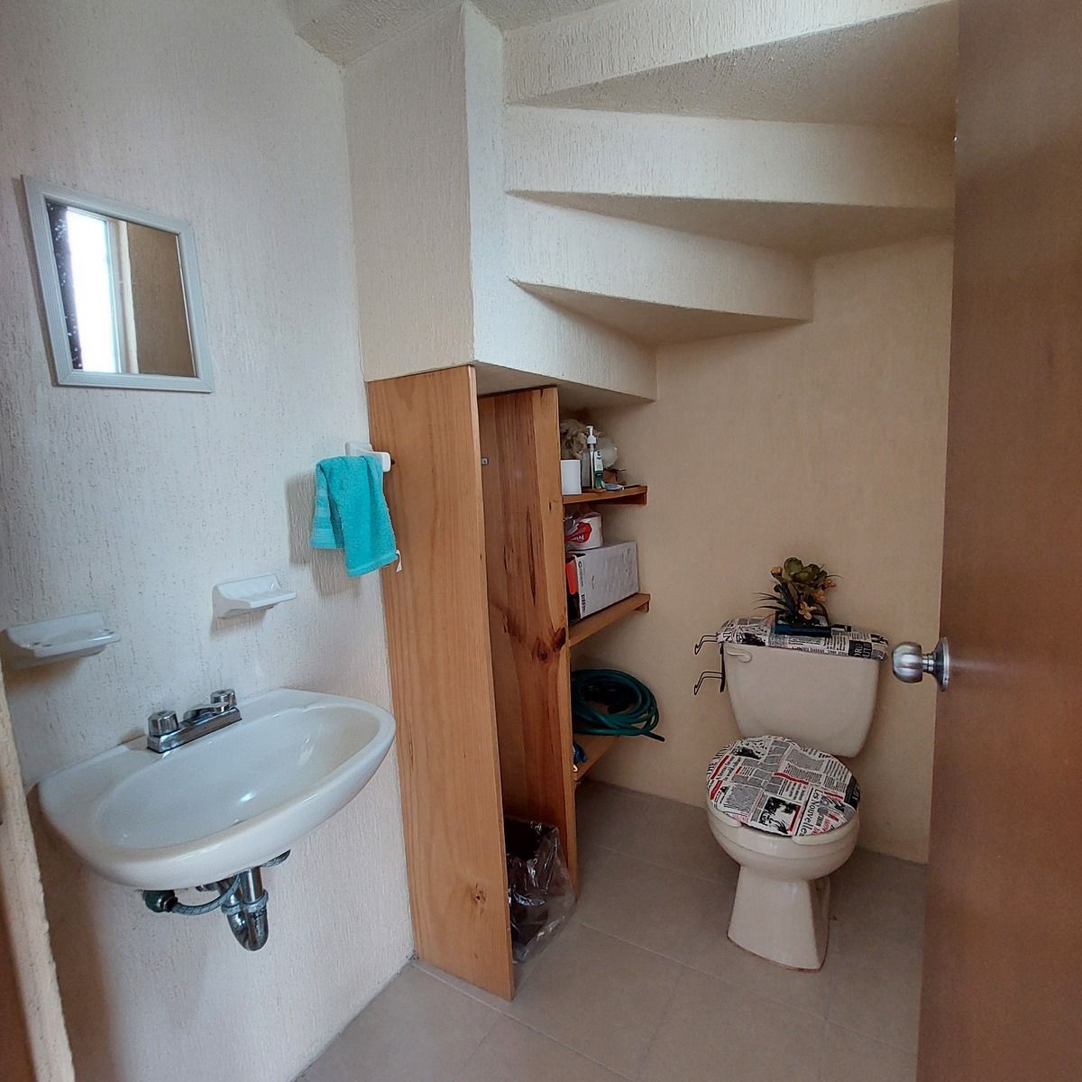 Medio baño P.B.