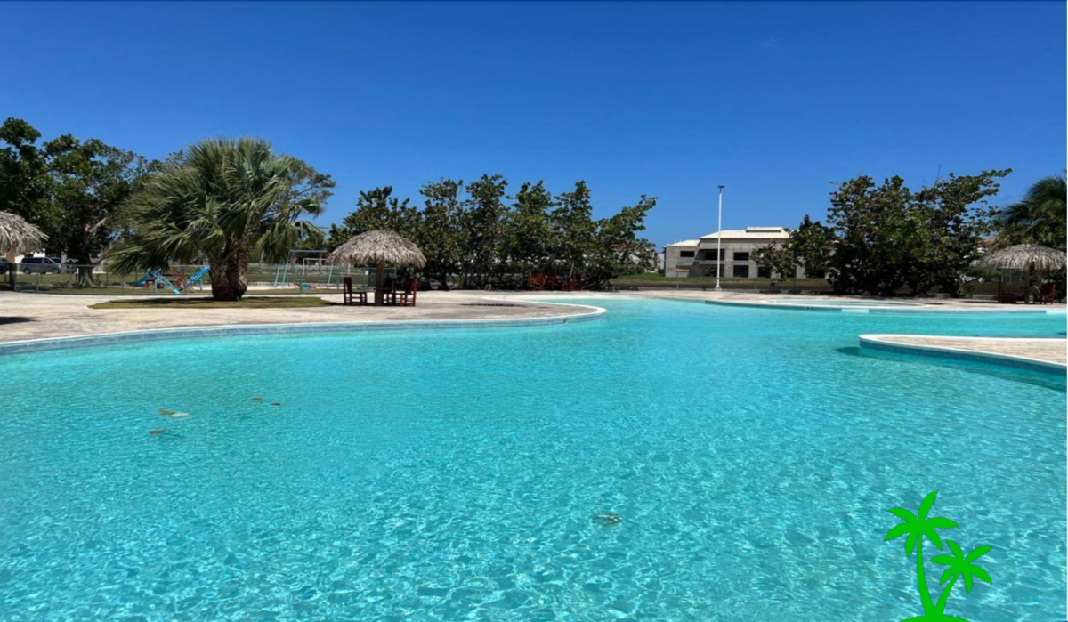 13 de 13: piscina de la casa club