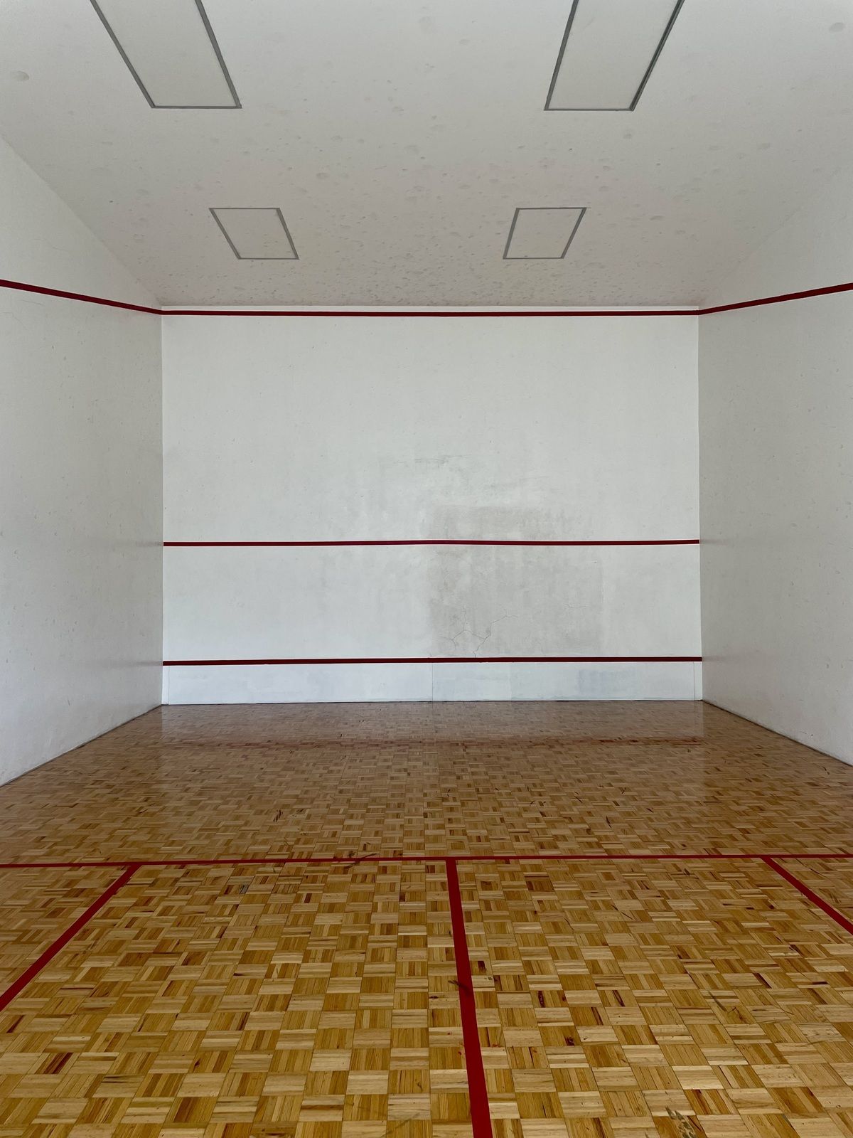 25 de 29: cancha de squash