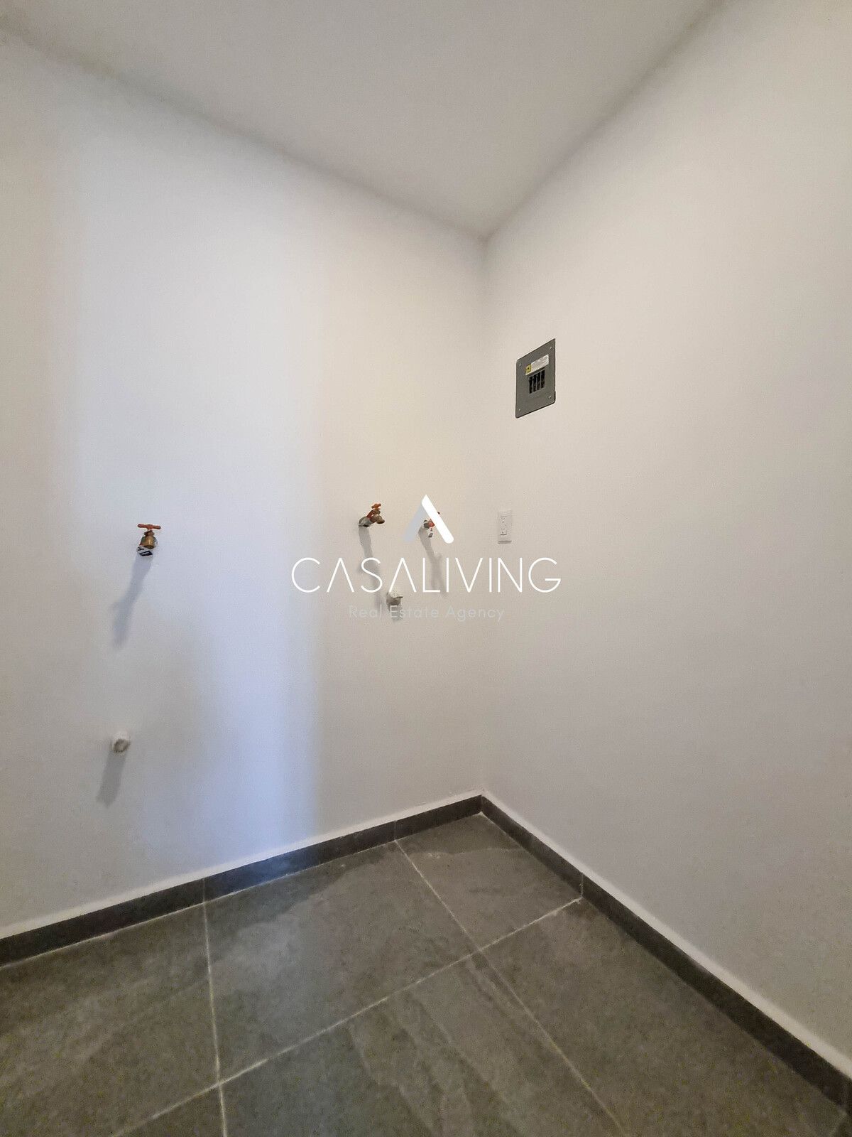 14 of 15: Cuarto de lavado