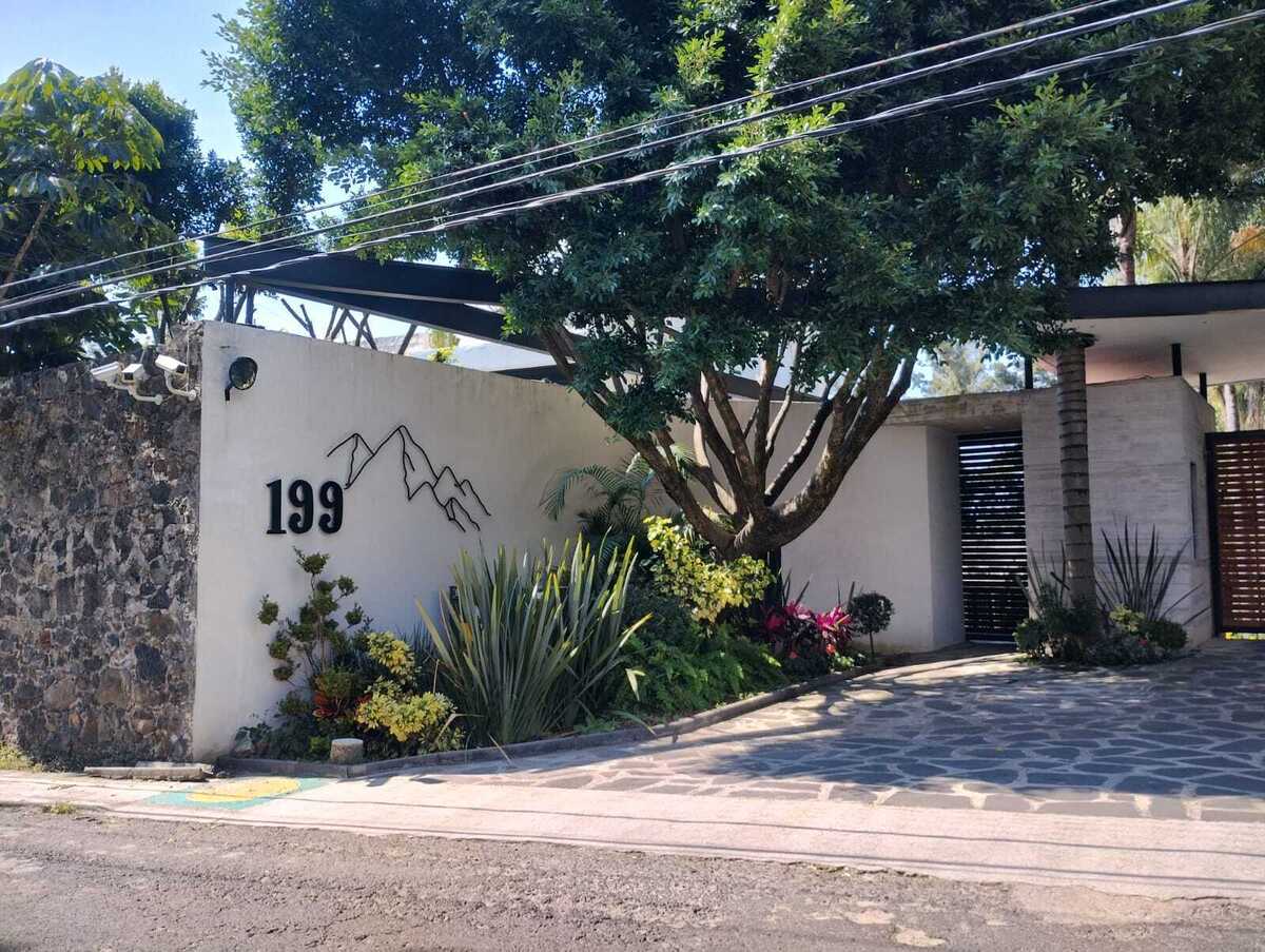 4 de 27