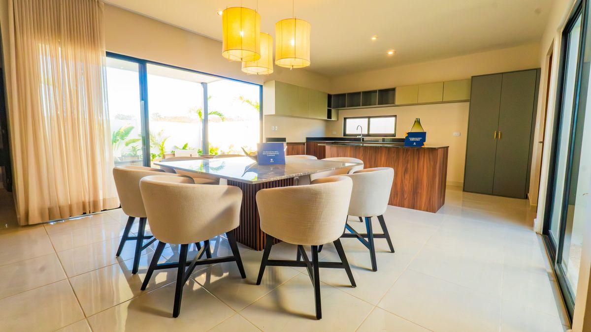 2 de 16: Comedor, Cocina