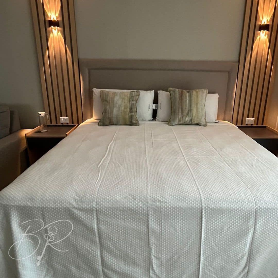 6 of 10: Recamara Principal