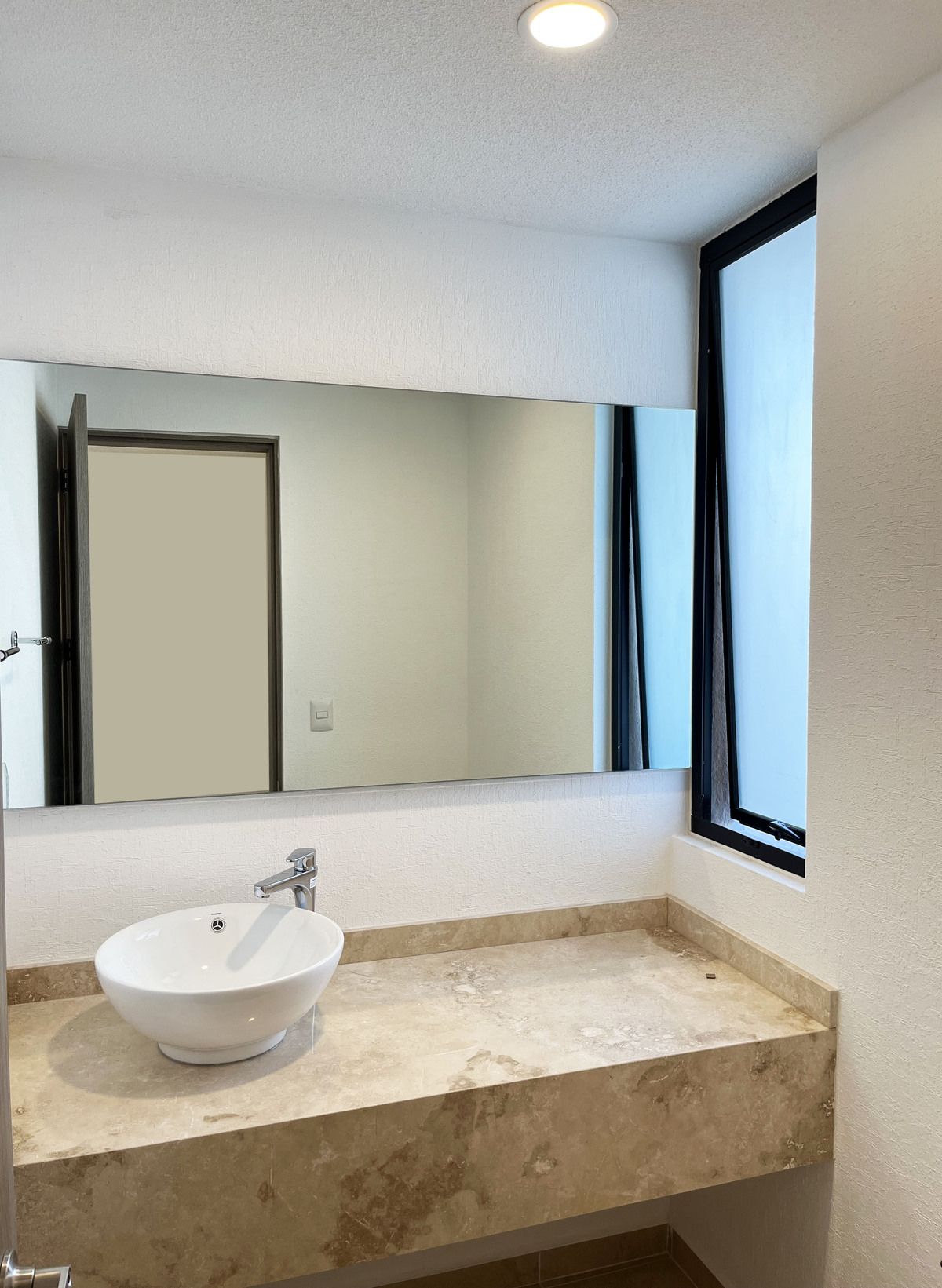 11 de 17: medio baño