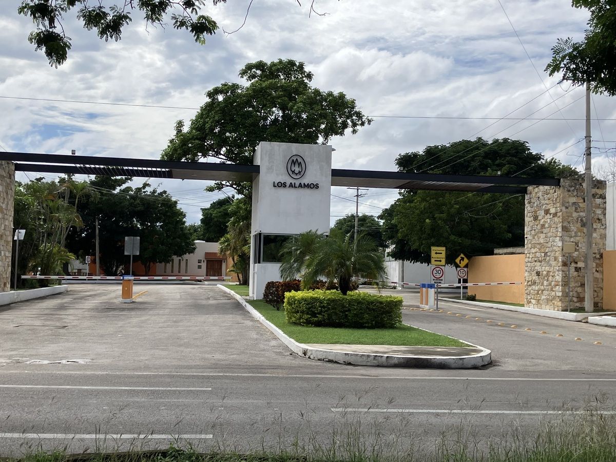 Terreno en venta en privada Los Alamos - foto 2