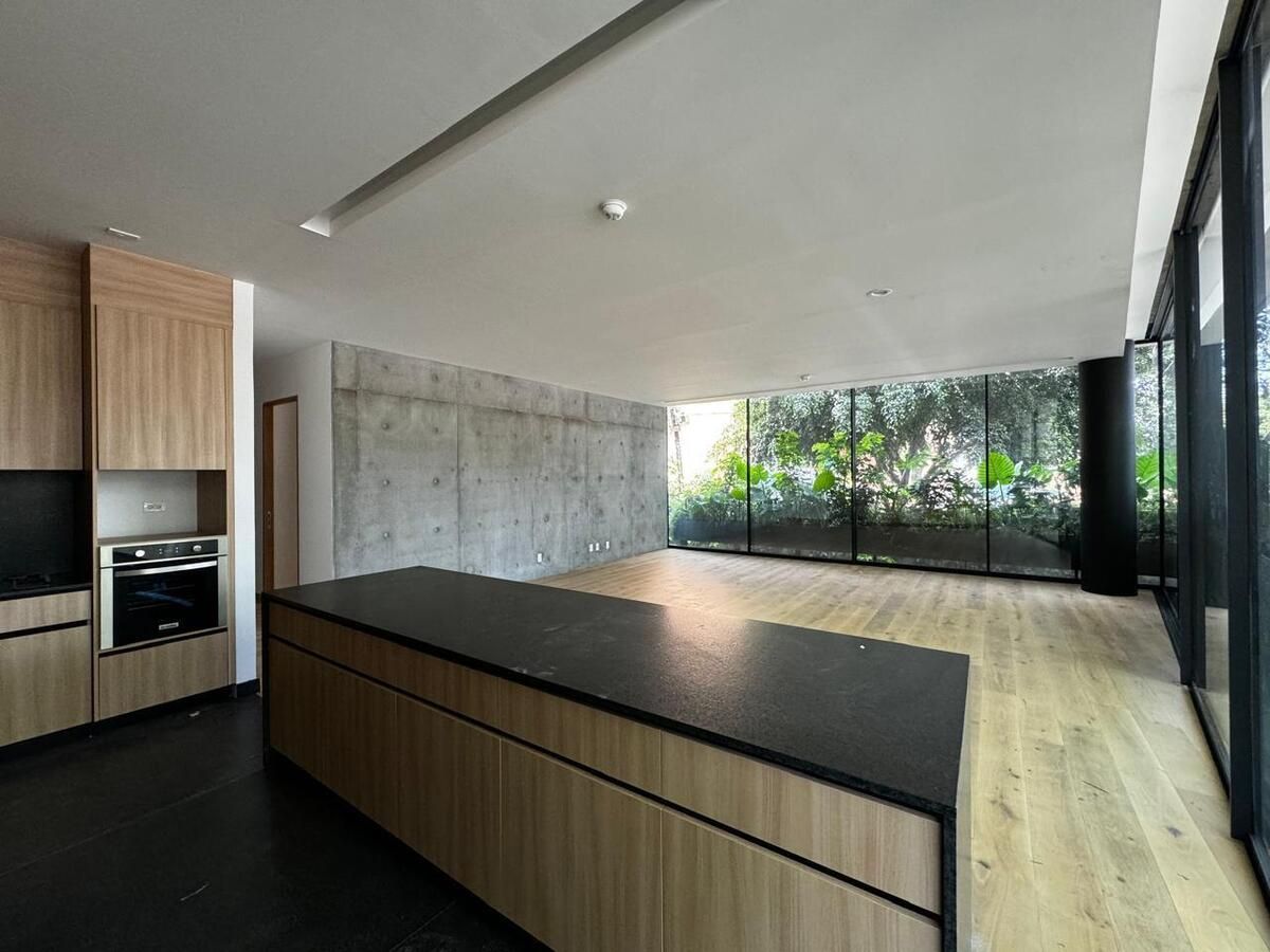 https://assets.easybroker.com/property_images/4811965/81560596/EB-RM1965.jpeg?version=1729616561