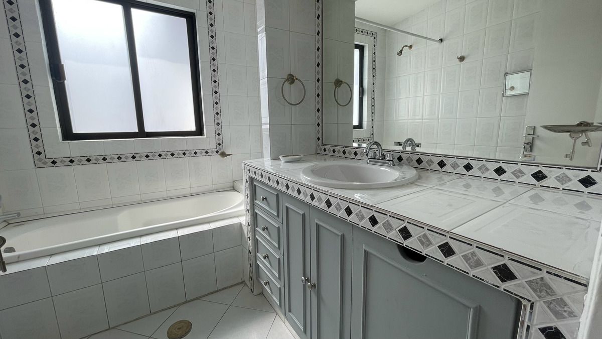baño 2 planta alta