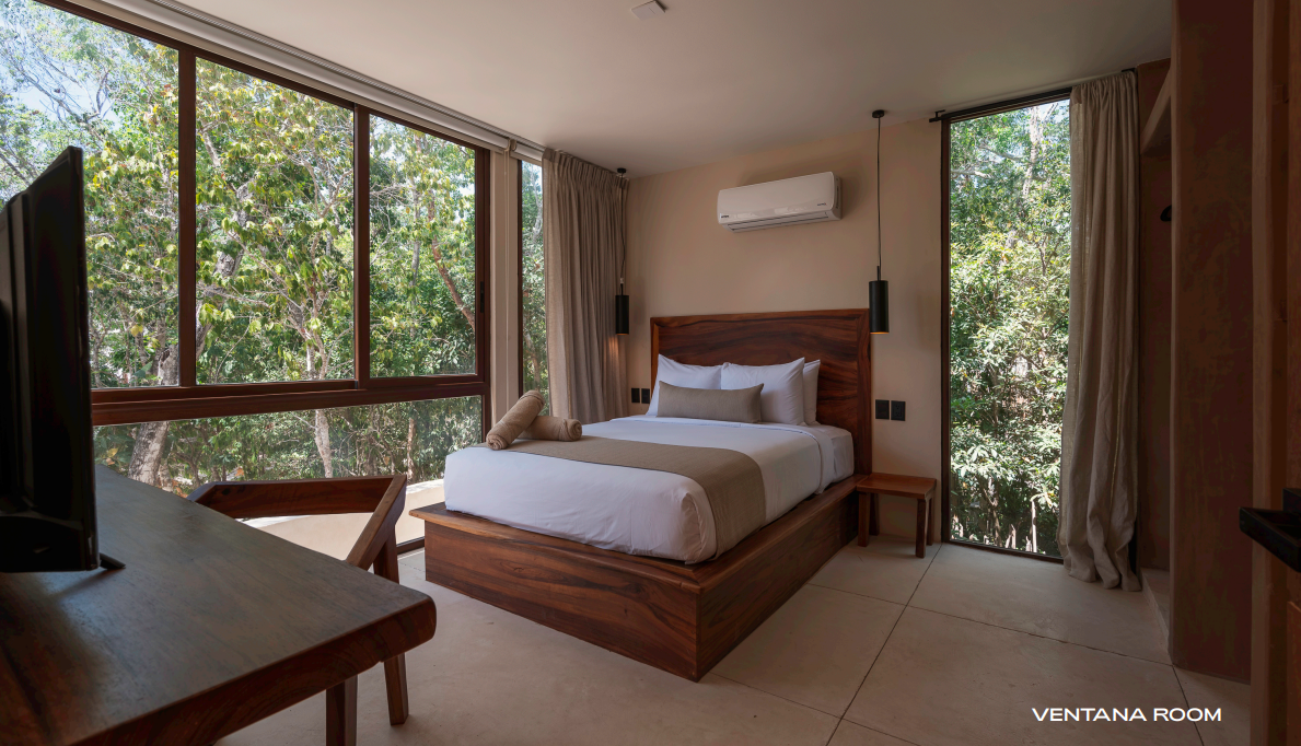 4 of 13: VENTANA ROOM