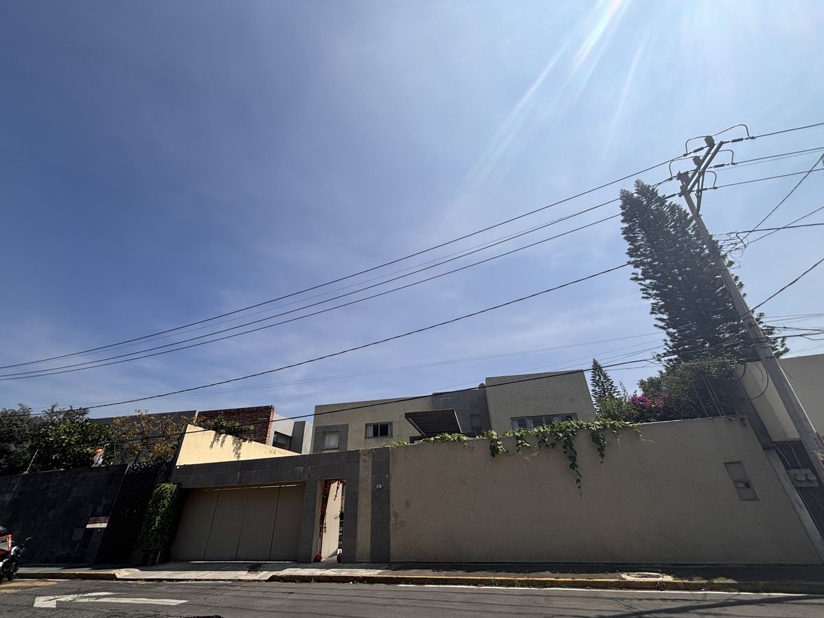 5 of 45: fachada