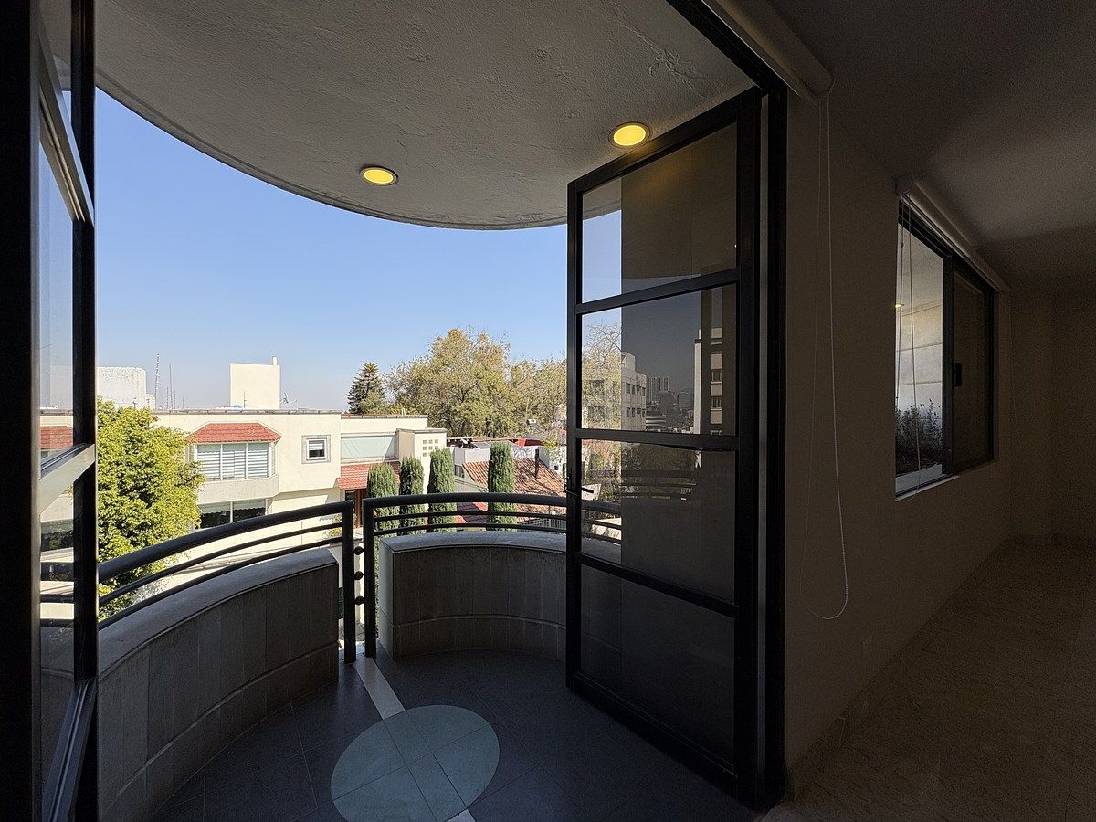 Departamento 3 Rec. en Renta en Retorno De Carretones | 300m² | Luxxu