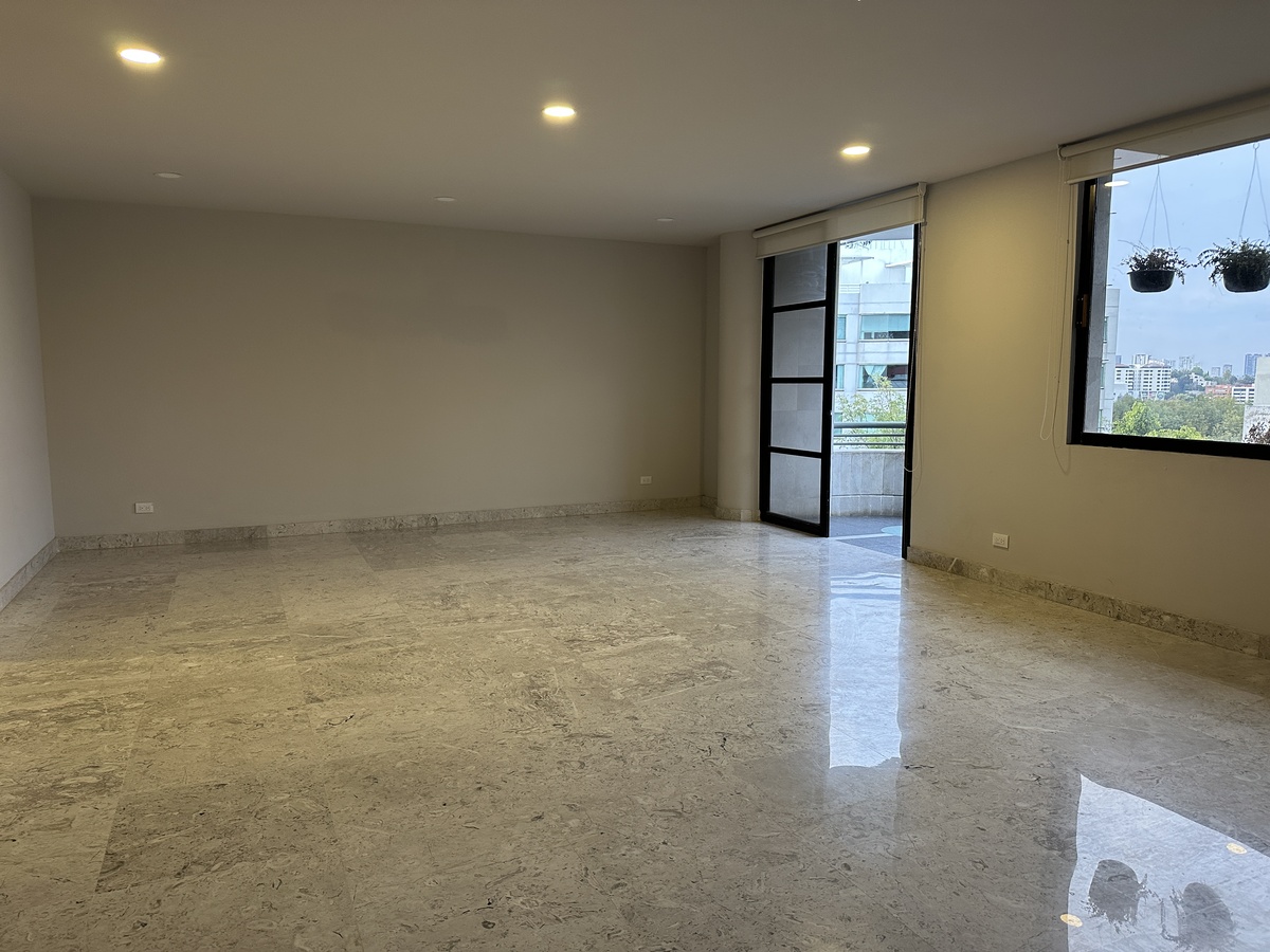 2, Privada Ninguno, Lomas del Olivo, 52788