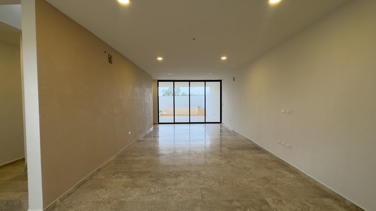3 de 19: Sala y Comedor