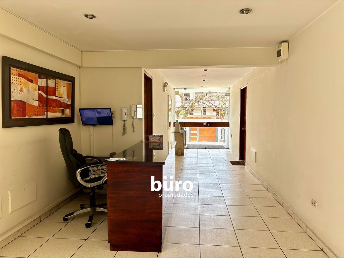 2 de 23: Lobby