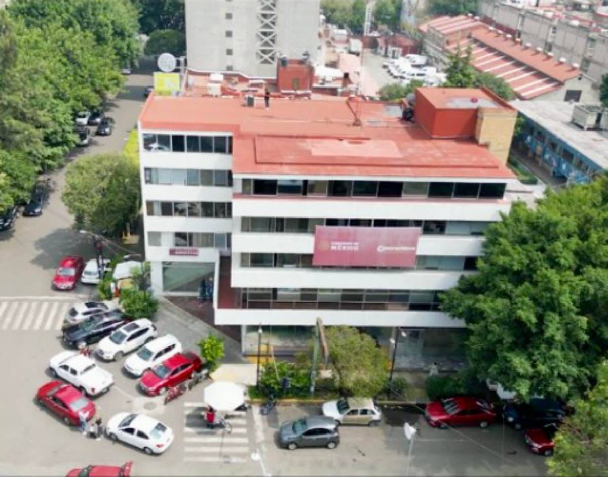 2 de 4