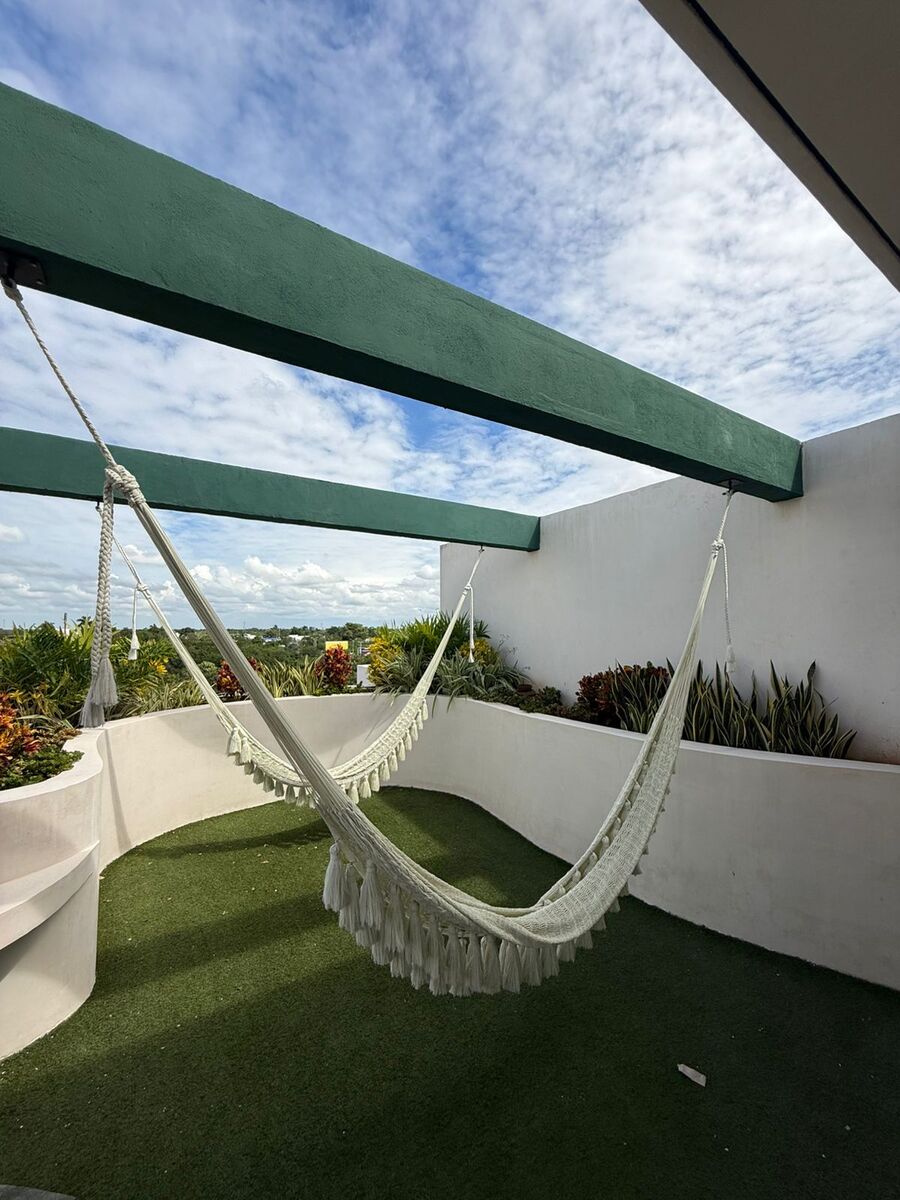 14 of 15: Hamaqueros