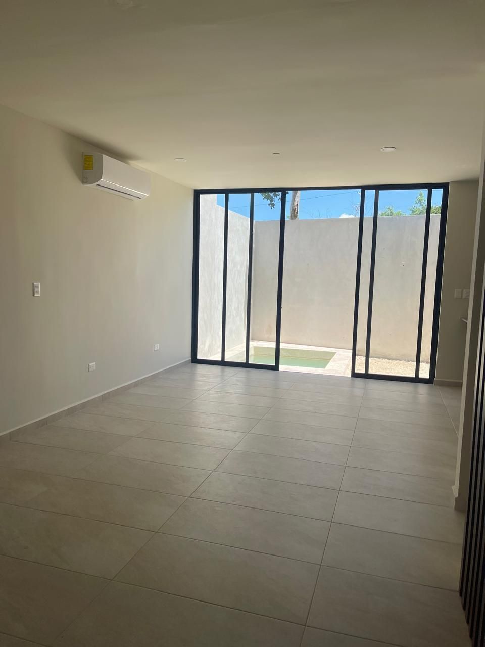 3 de 16: Sala-comedor