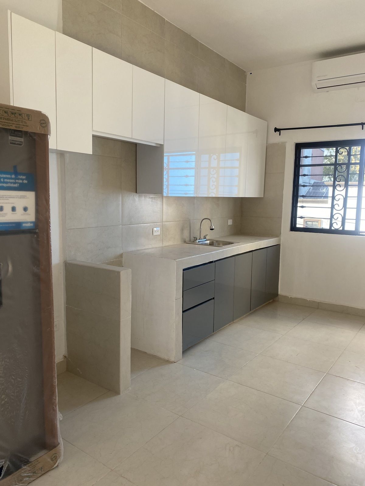 1 of 6: Cocina