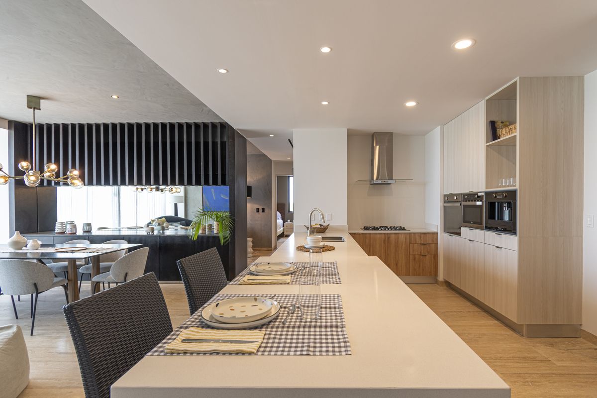 5 of 14: Cocina