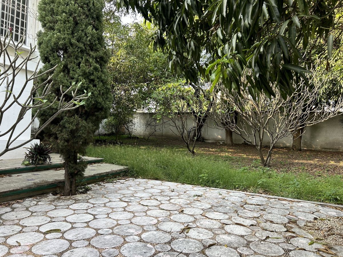 En Venta Terreno Comercial con Casa grande en Plan de Ayala !! - foto 1